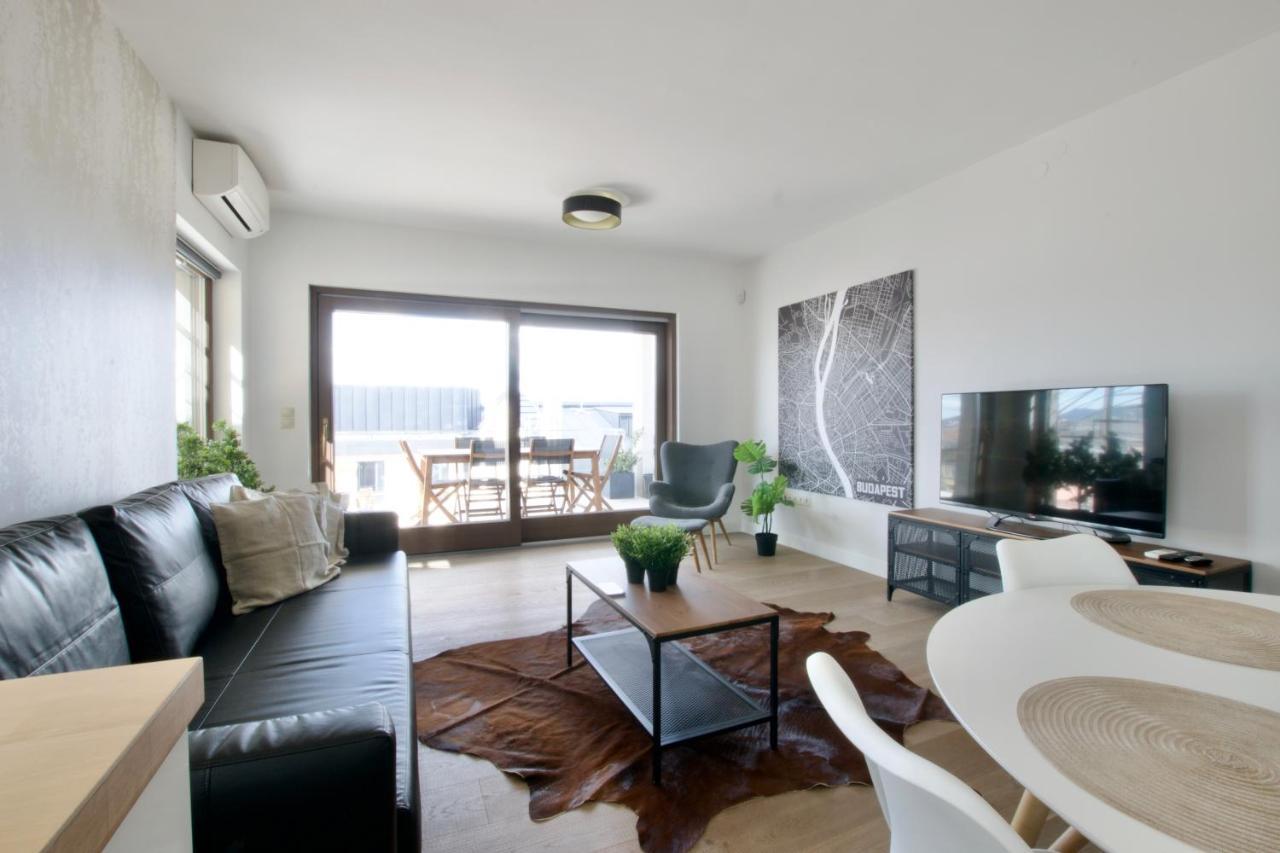 Apartment Penthouse By Hi5 -at The Of