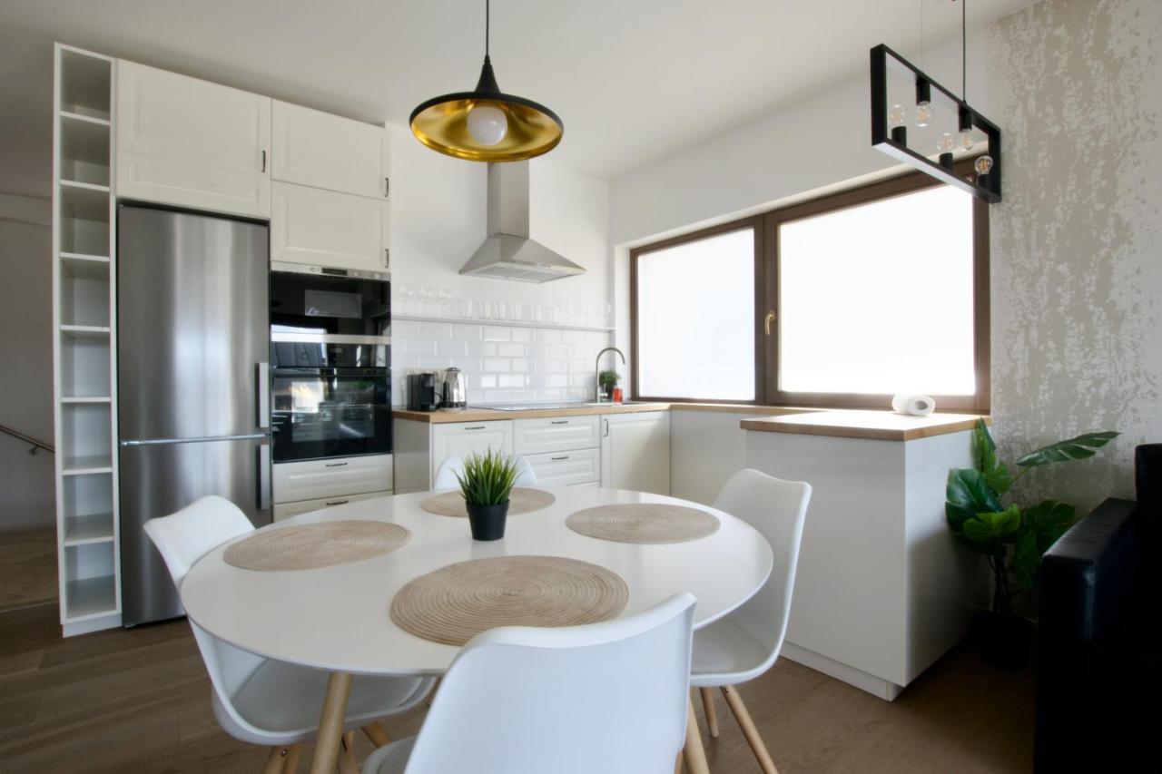 Penthouse By Hi5 -at The Of Apartment